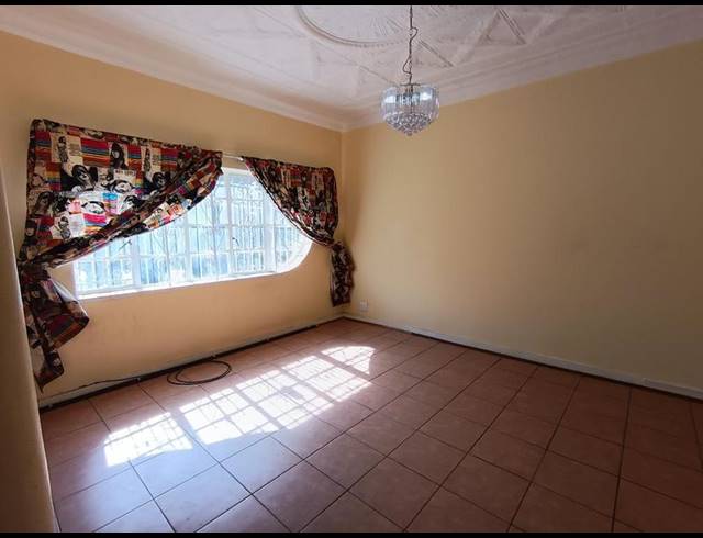 3 BEDROOM HOUSE FOR SALE IN PRIMROSE EAST